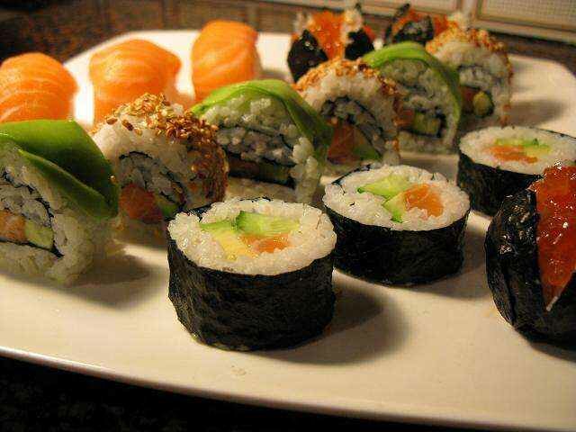 Гункан суши: аппетитные кораблики
