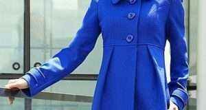 Легендарный цвет удачи: с чем носить синее пальто и где купить недорого